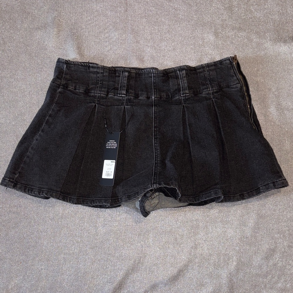 Brand New Fashion Nova Claire Micro Mini Pleated Skort size Medium